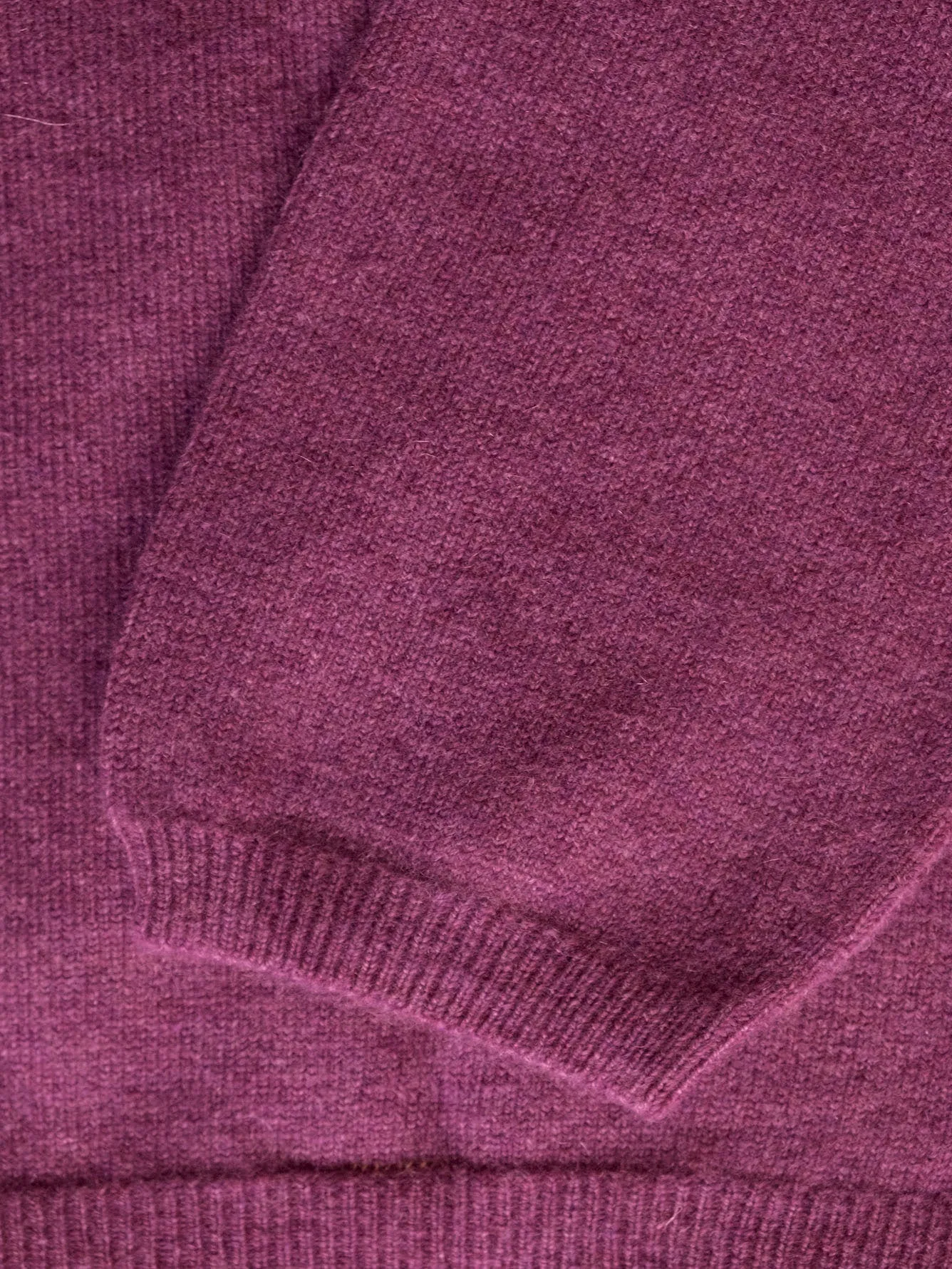 Cambric  Cashmere Vee Neck 1 Ply