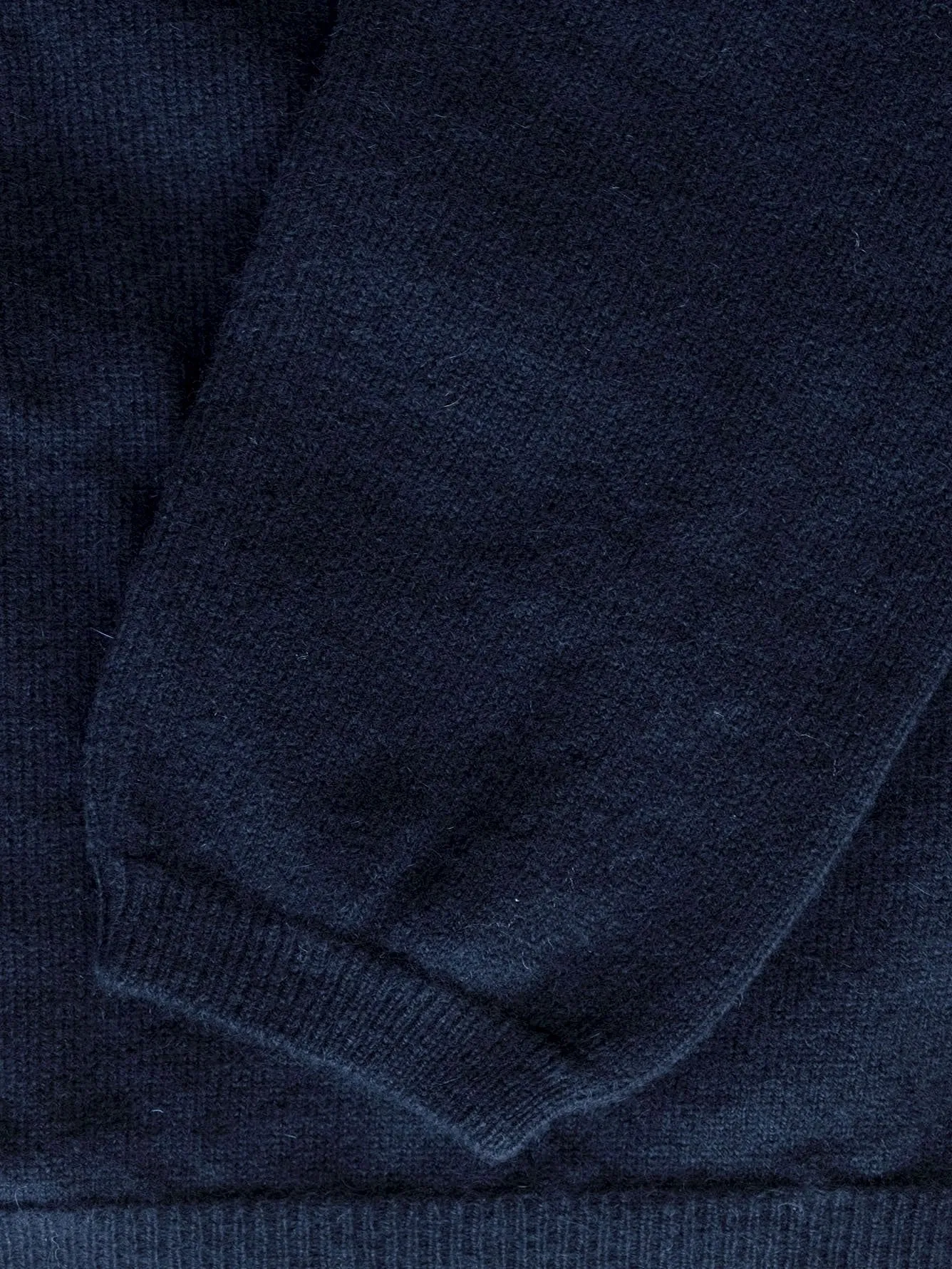 Cambric  Cashmere Vee Neck 1 Ply