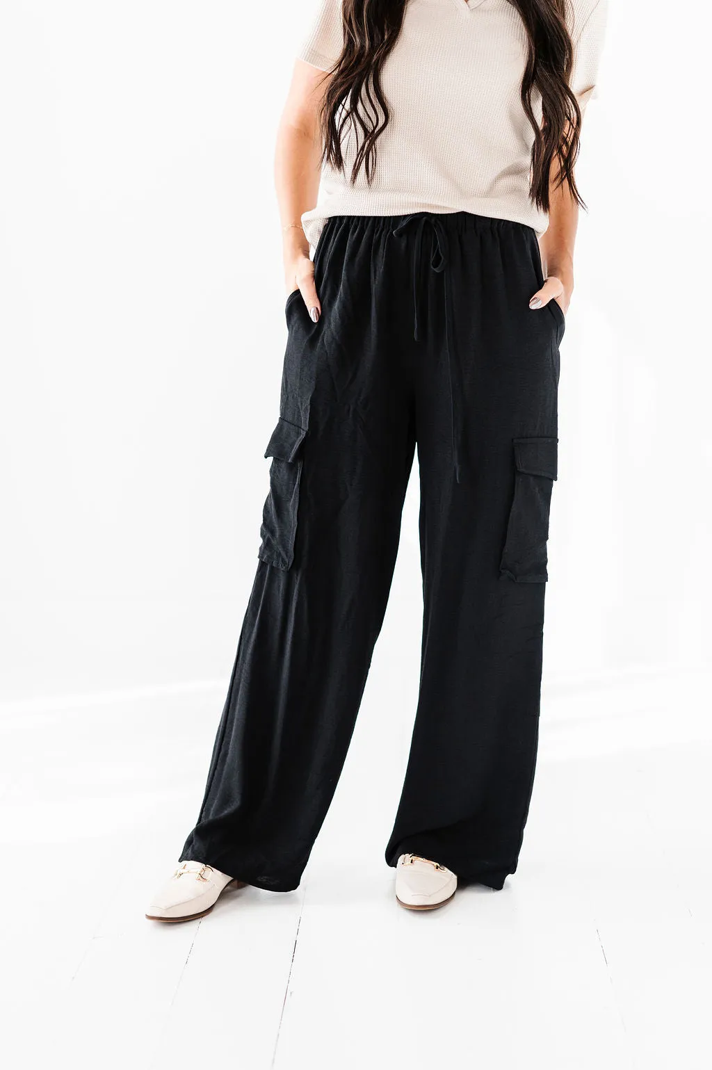 Carrie Cargo Wide Leg Pants - Size Small Left