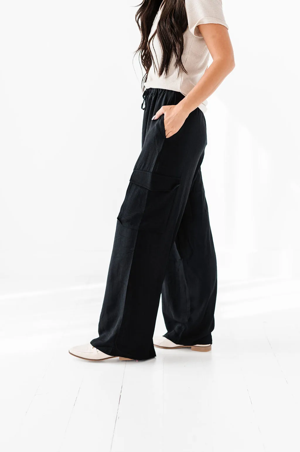 Carrie Cargo Wide Leg Pants - Size Small Left