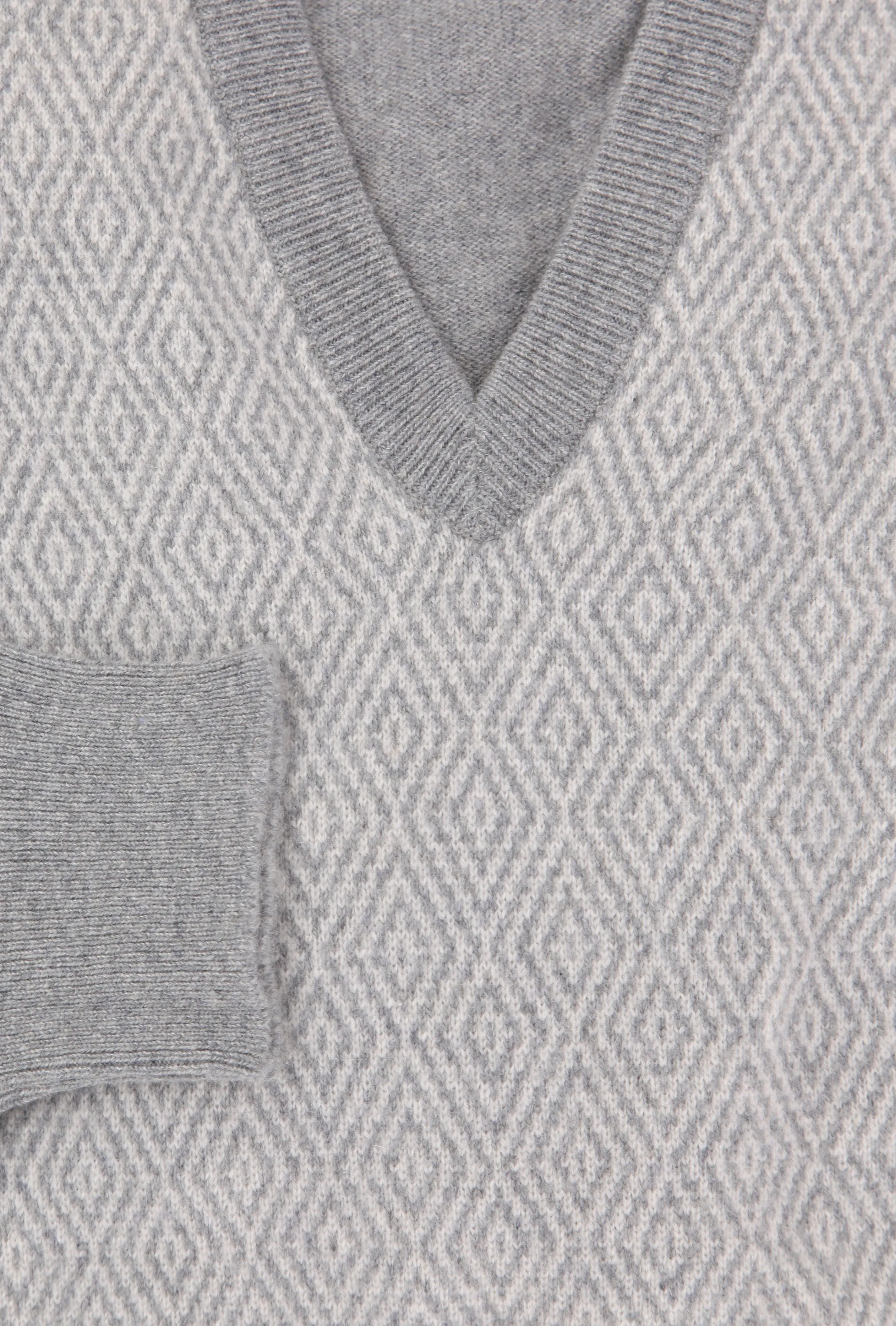 Cesare Attolini Light Gray V-Neck Sweater