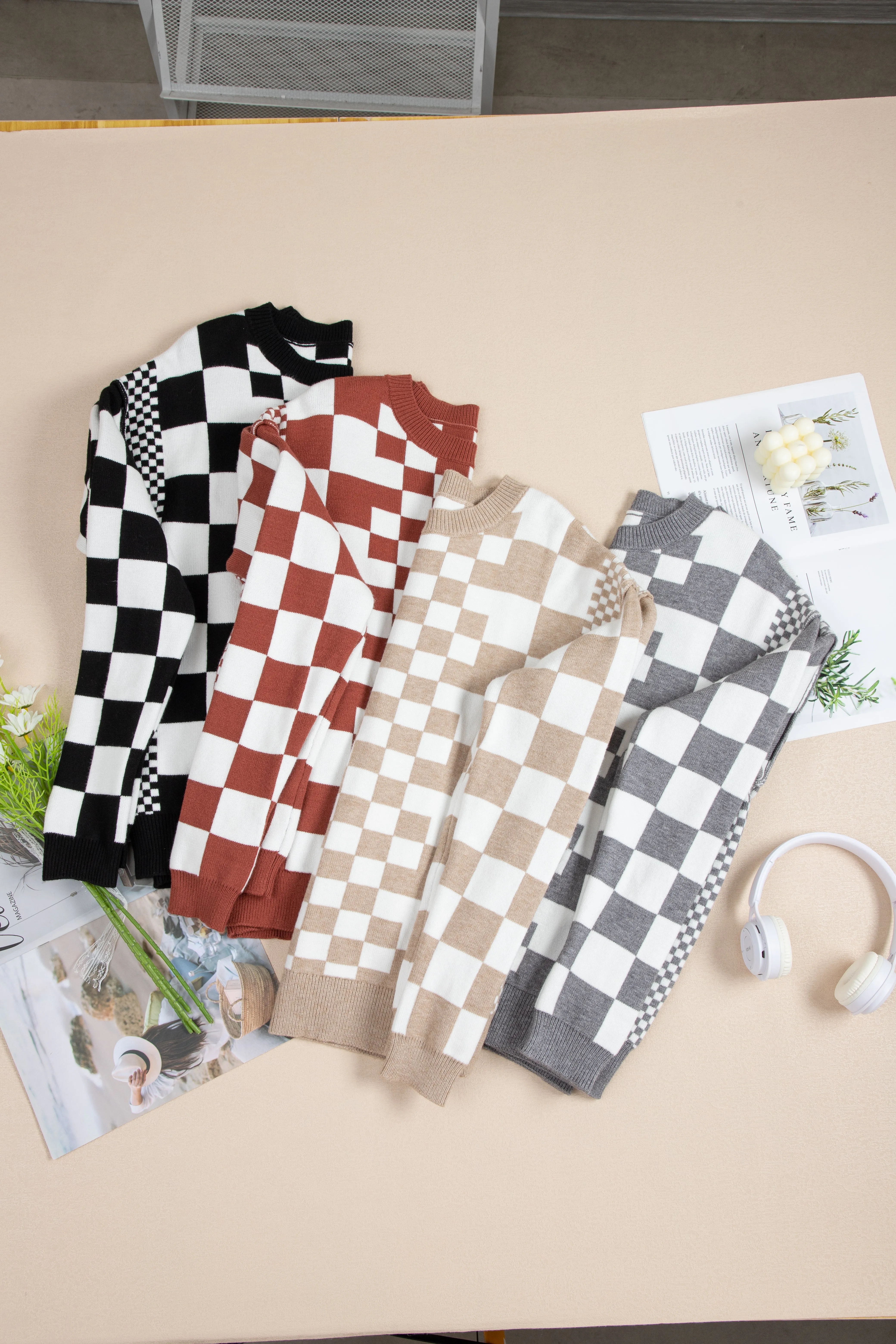 Checkered Drop Shoulder Round Neck Sweater