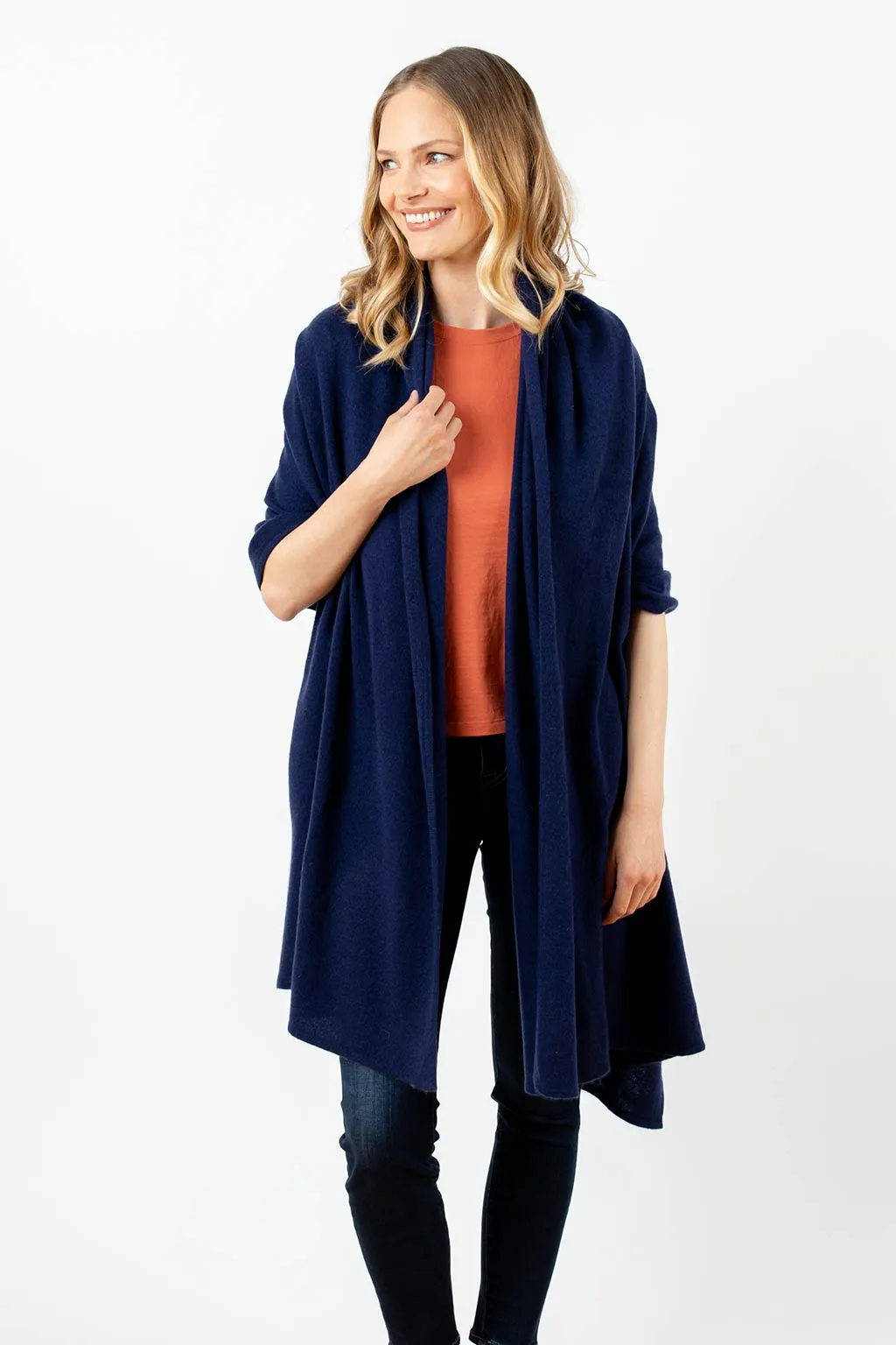 Chunky Travel Wrap - Navy