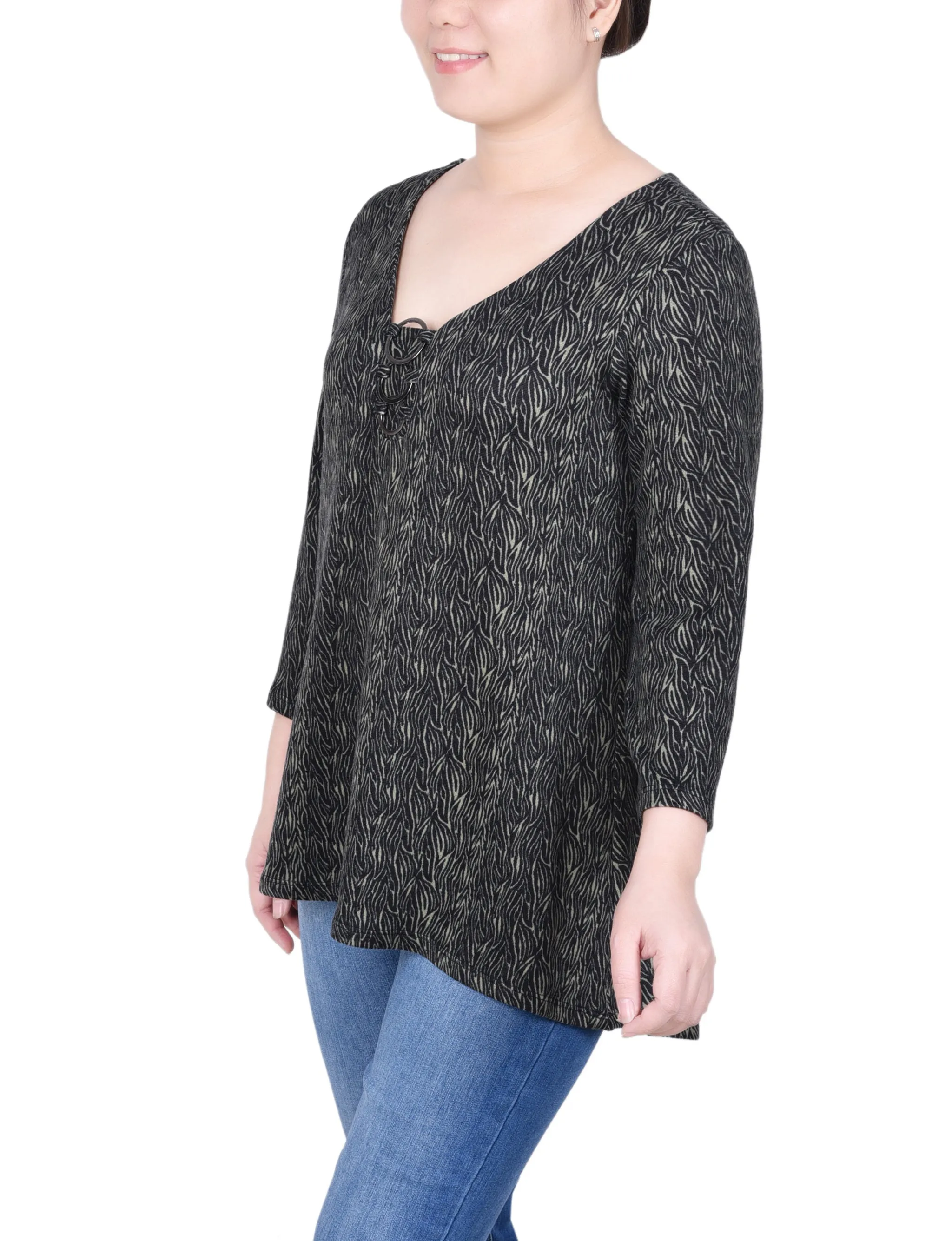 Petite 3/4 Sleeve 3-Ring Top