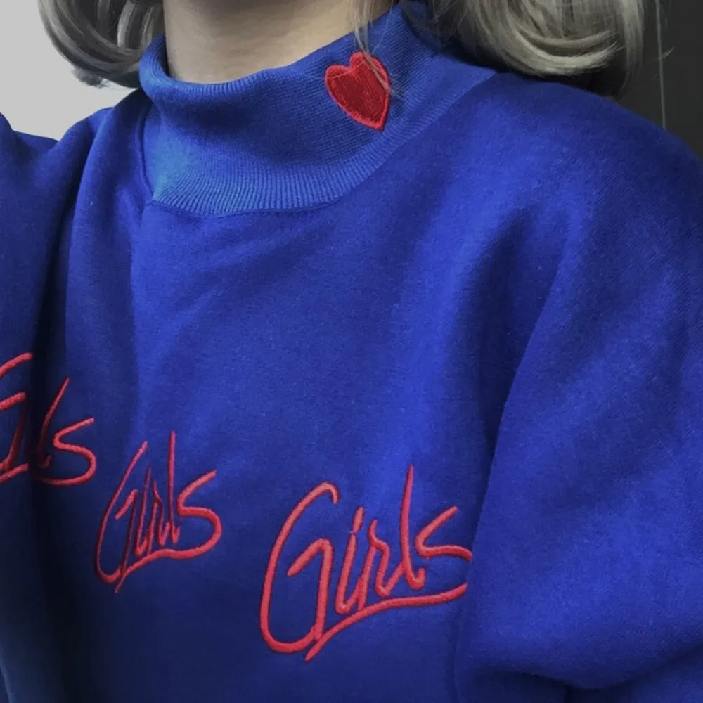 "GIRLS GIRLS GIRLS" SWEATSHIRT