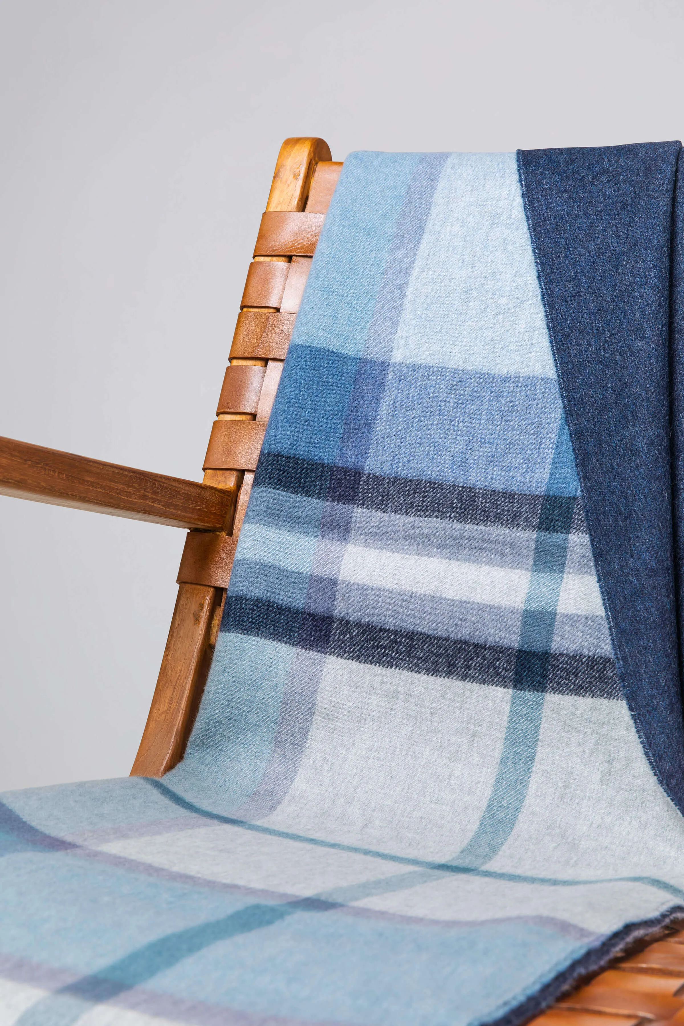 Reversible Cashmere Check Throw