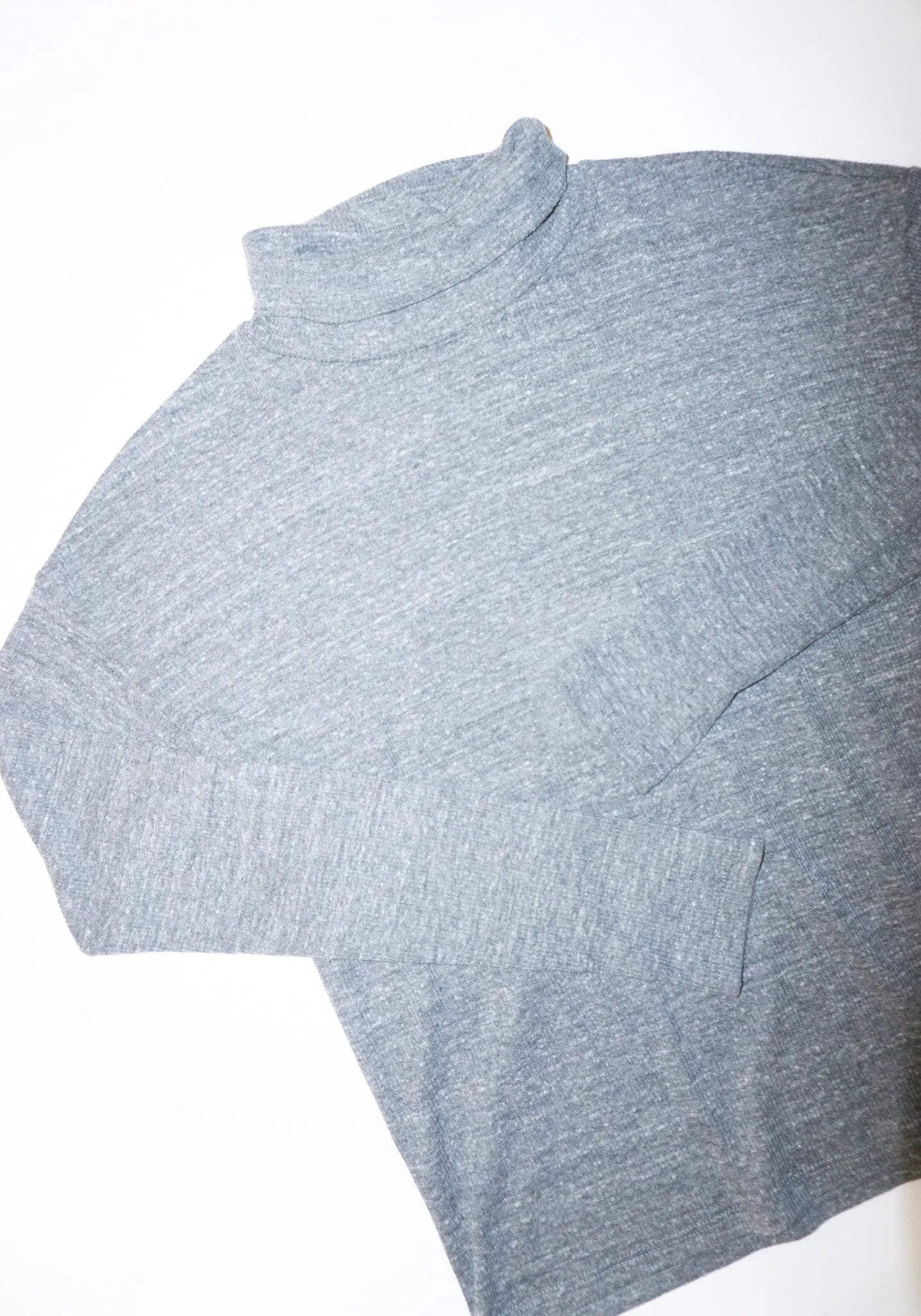 Turtleneck in Heather Grey