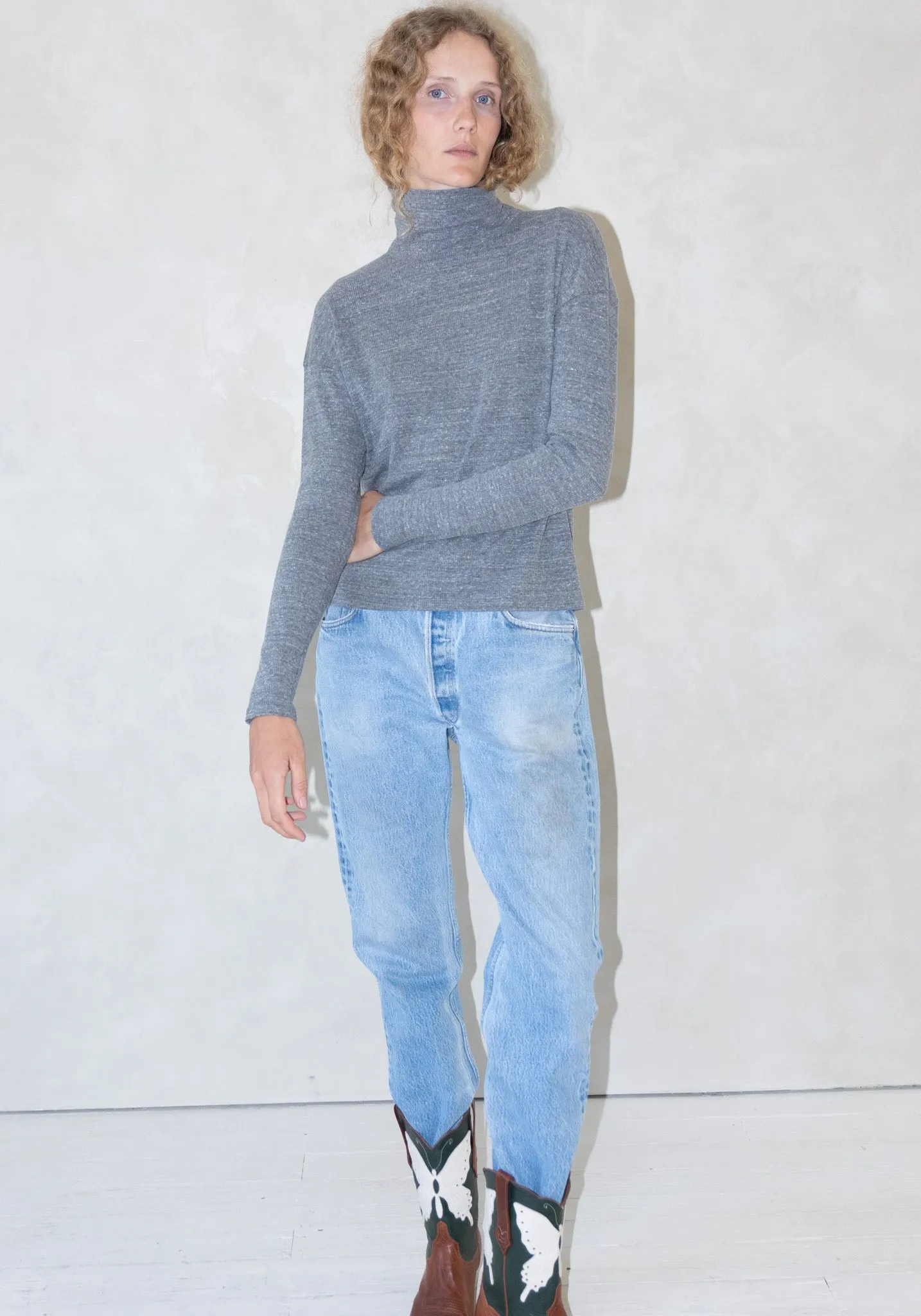 Turtleneck in Heather Grey